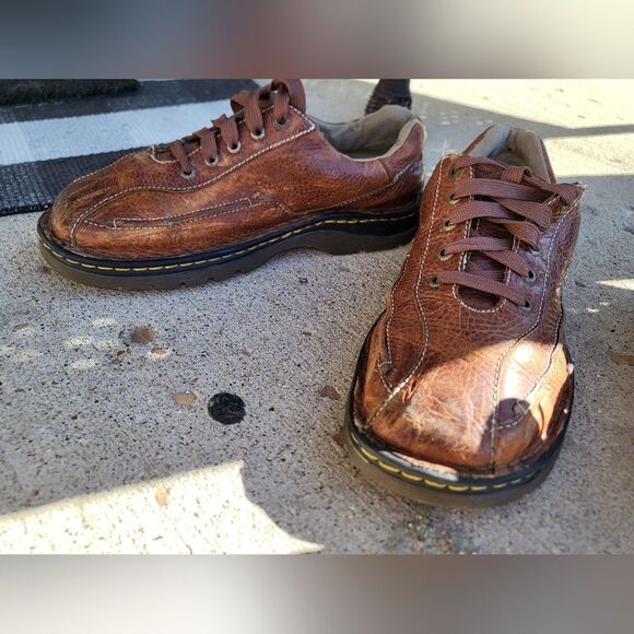 Dr. Martens | Shoes | Dr Martens Doc Brown Leather Oxford  display picture 2
